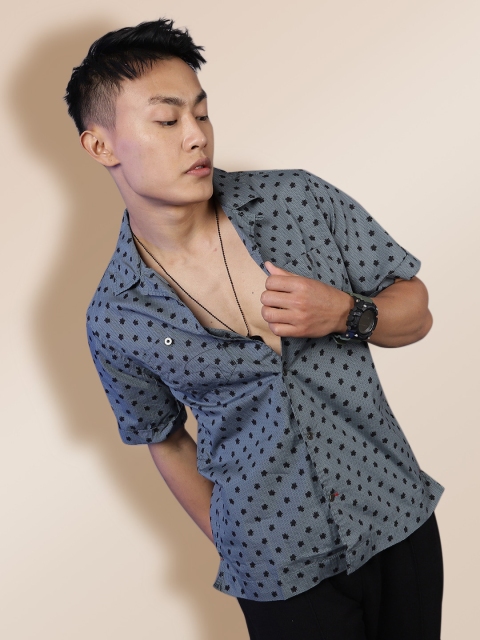 

KRA Men Grey Printed Classic Cotton Casual Shirt