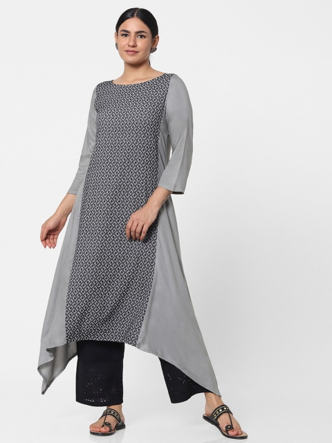 

Naari Grey Geometric Embroidered Boat Neck Kurti