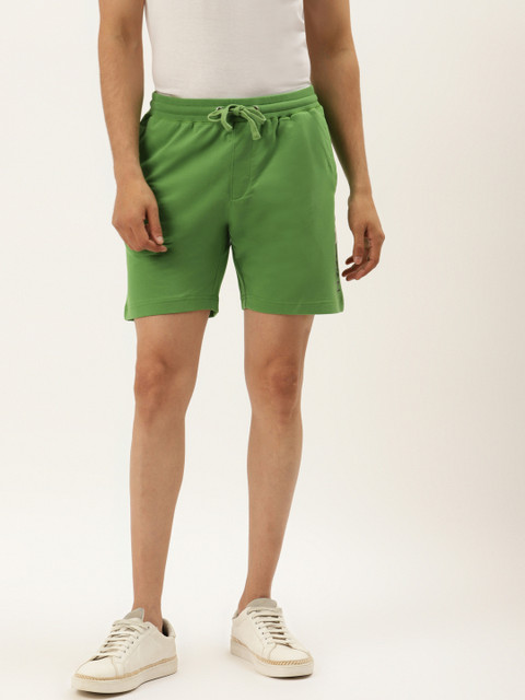 

AM SWAN Men Green Shorts
