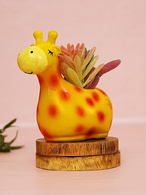 

Leafy Tales Yellow & Orange Printed Giraffe-Shaped Planter