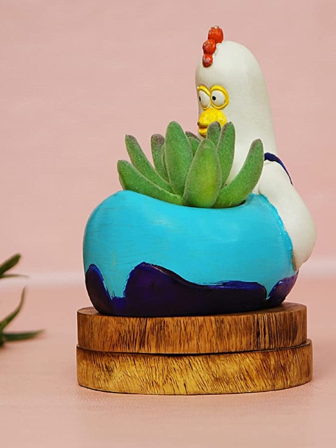 

Leafy Tales Blue & White Barnyard Hen Planters