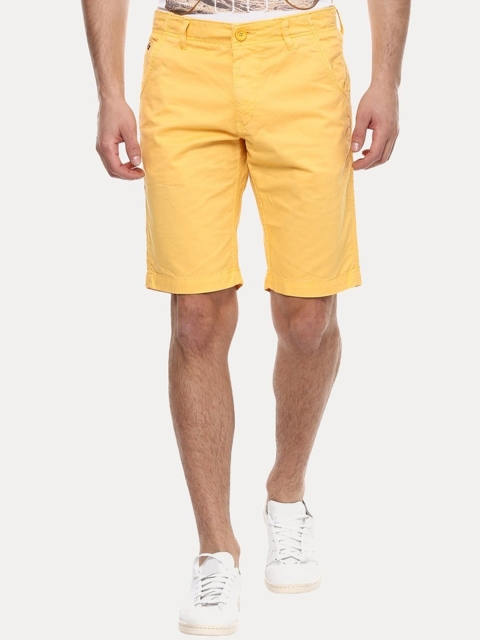 

SPYKAR Men Yellow Slim Fit Chino Shorts