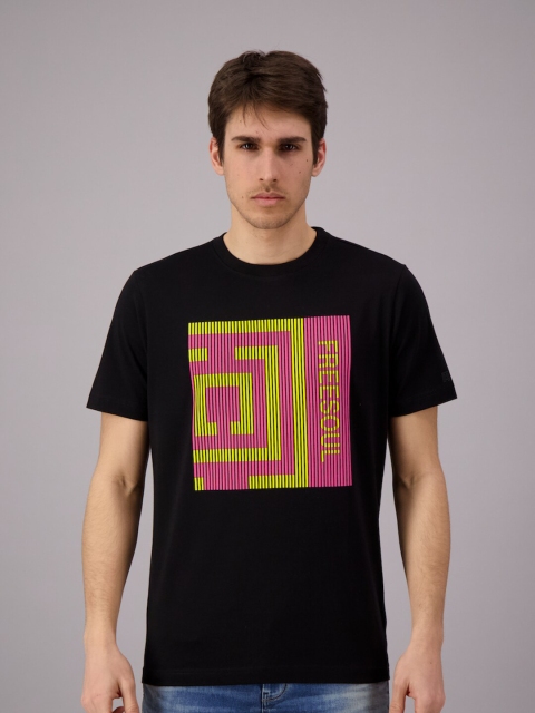 

FREESOUL Men Black Printed Pure Cotton T-shirt