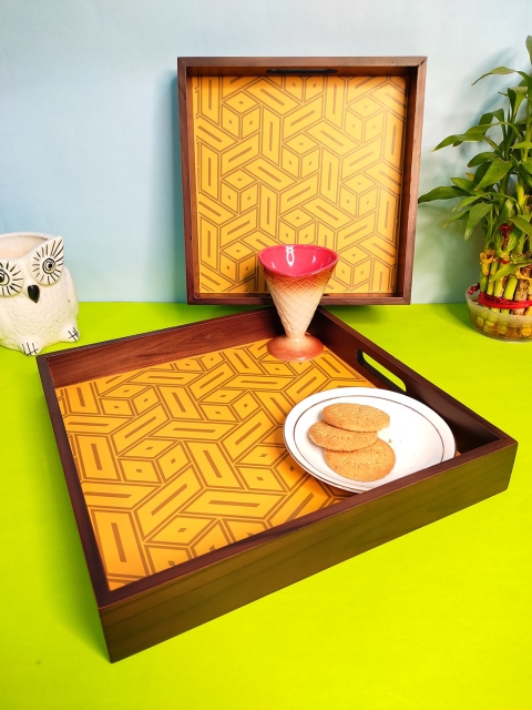 

CRAYTON Set of 2 Yellow & Brown Abstract Printed Wooden Square Serving Trays