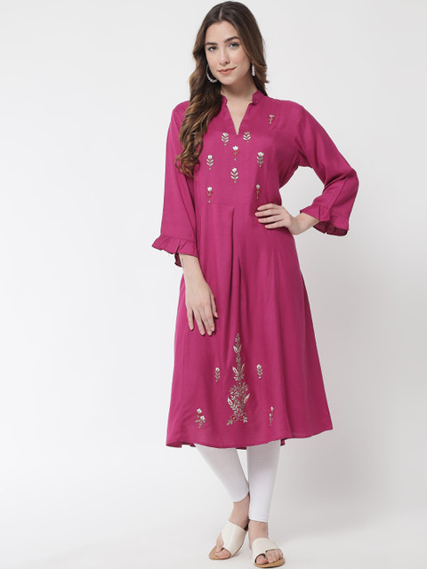 

Aujjessa Women Magenta Floral Embroidered Flared Sleeves Anarkali Kurta