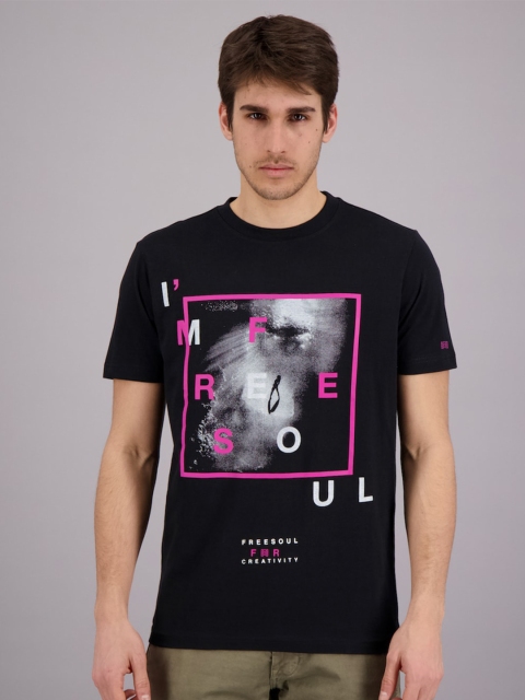 

FREESOUL Men Black Graphic Printed Cotton T-shirt