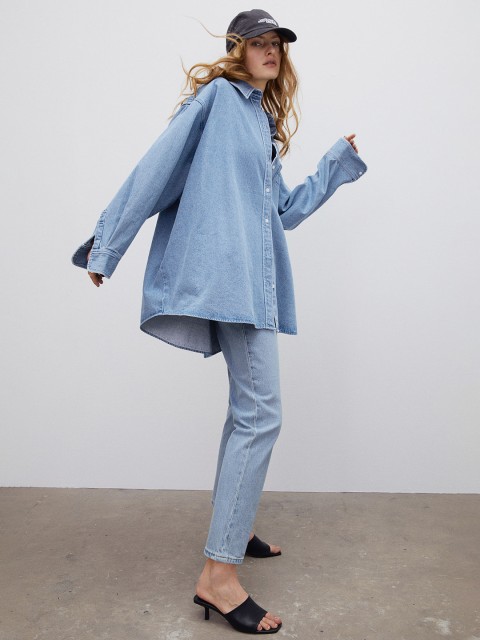 

H&M Women Blue Oversized Denim Shirt