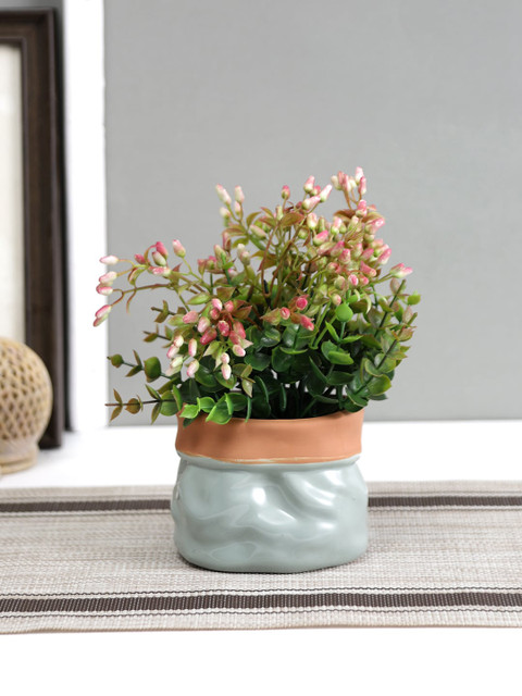 

TAYHAA Grey Textured Ceramic Flower Vase