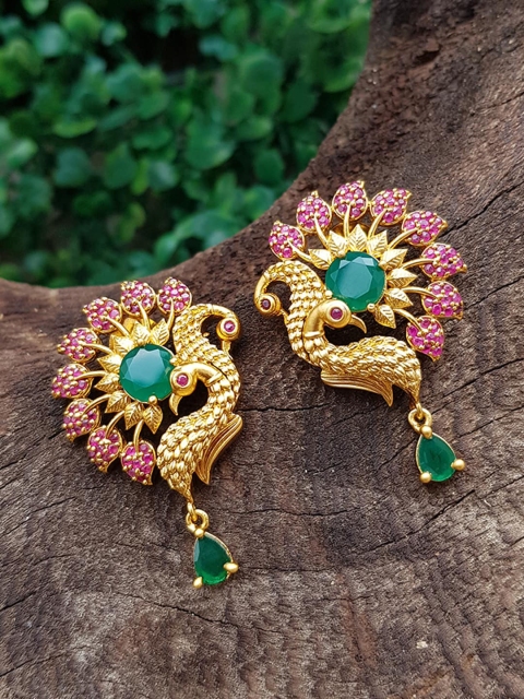 

GRIIHAM Gold-Toned & Green Contemporary Studs Earrings