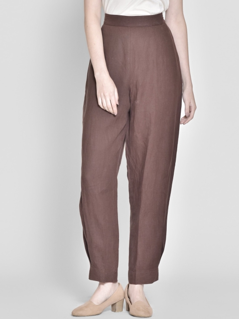 

250 DESIGNS Women Brown Original Easy Wash Trousers