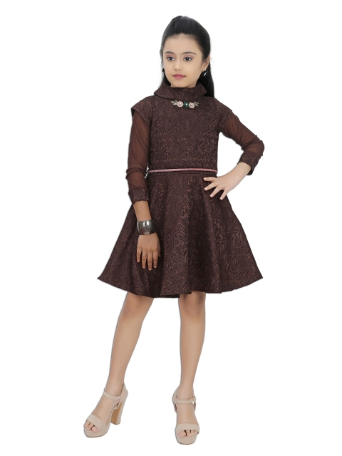 

Tiny Girl Coffee Brown Choker Neck Dress