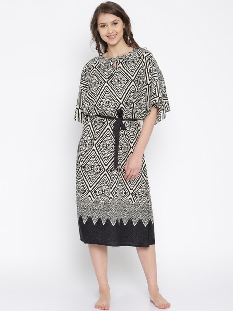 

Clt.s Off-White & Black Printed Maxi Nightdress C345