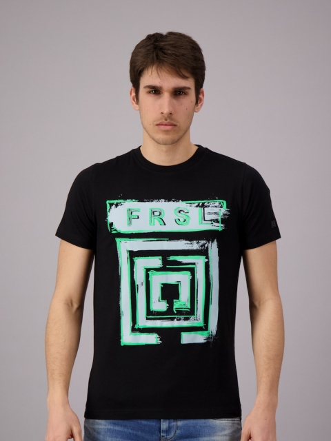 

FREESOUL Men Black Abstract Printed Pure Cotton T-shirt