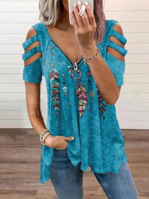 

La Aimee Blue Floral Print Top