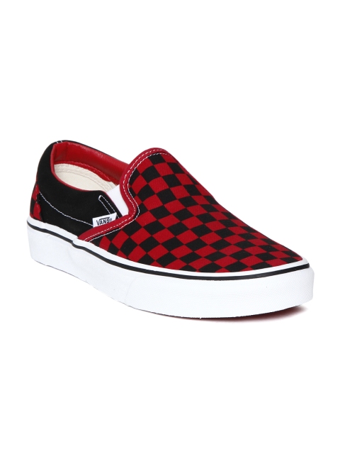 

Vans Unisex Red Printed Slip-On Sneakers