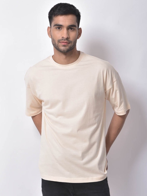 

Melangebox Men Cream Drop-Shoulder Sleeves T-shirt