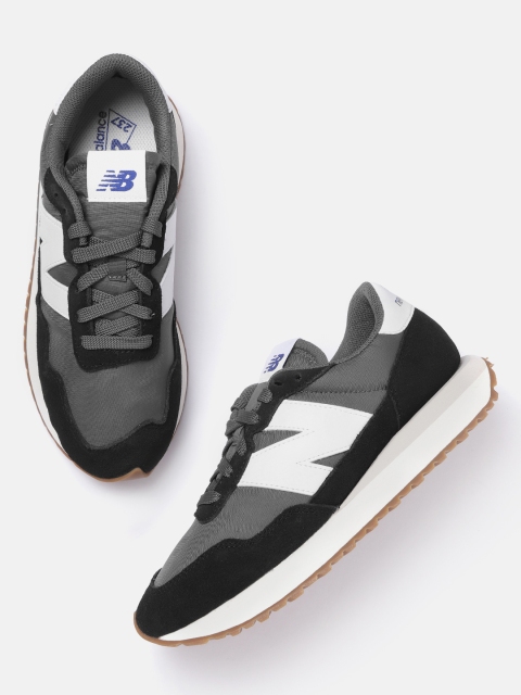 

New Balance Men Black & Grey Colourblocked Suede Sneakers
