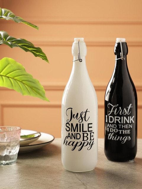 

The Decor Mart Set of 2 Black & White Printed Flip Top Glass Water Bottle