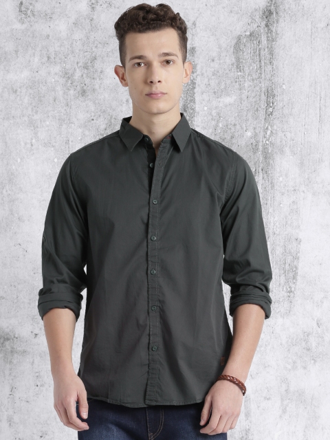 

Roadster Men Dark Grey Solid Casual Shirt