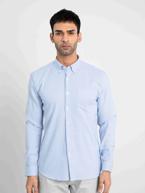 

Snitch Men Blue Slim Fit Striped Casual Shirt