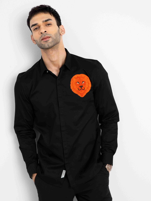 

Snitch Men Black Slim Fit Casual Shirt