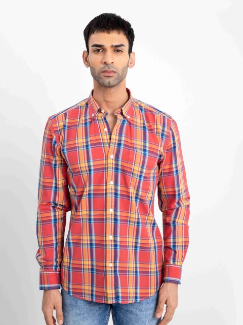 

Snitch Men Red Slim Fit Checked Casual Shirt