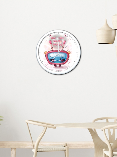 

WENS White & Blue Printed Traditional Wall Clock