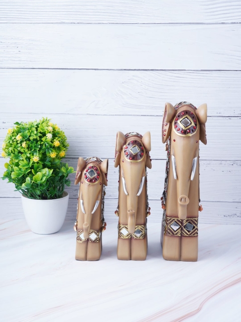 

FASHIYANOO Unisex Brown Showpieces