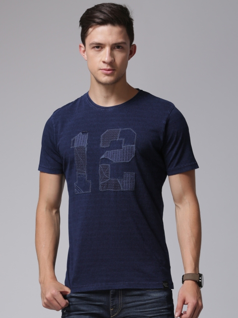 

YWC by Yuvraj Singh Men Blue Solid Round Neck T-shirt