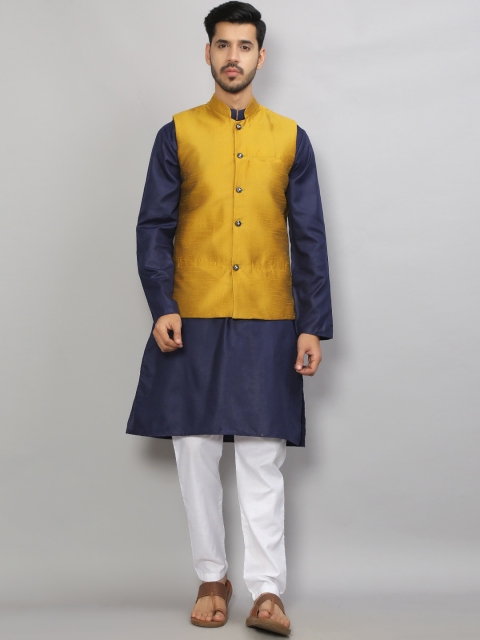 

GRACIT Men Navy Blue & Gold Kurta Pyjama Set With Nehru Jacket