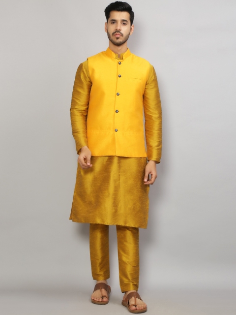 

GRACIT Men Gold-Toned & Yellow Dupion Silk Kurta with Pyjamas & Nehru Jacket