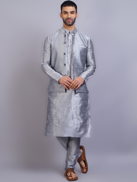 

GRACIT Men Silver Dupion Silk Kurta with Trousers & Nehru Jacket