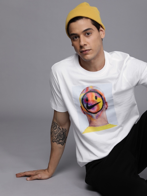 

Nike Men White & Black Graphic Printed Pure Cotton T-shirt