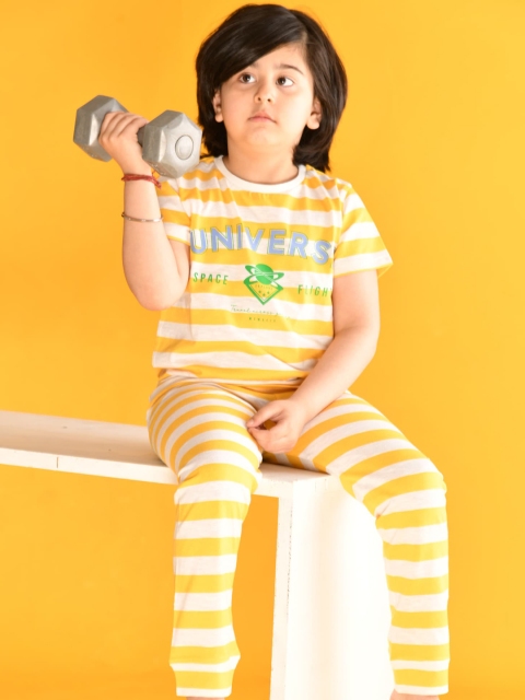 

Anthrilo Boys Yellow & White Printed Pure Cotton Night suit