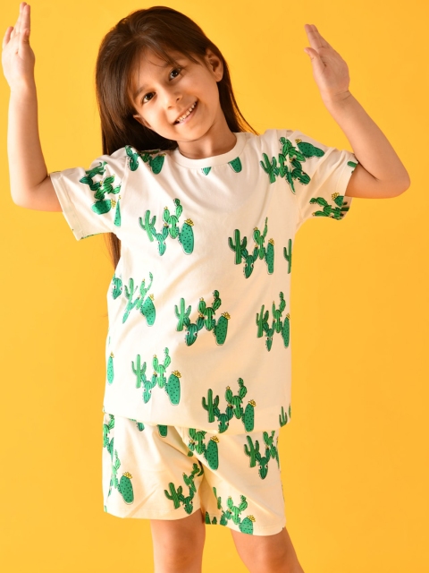 

Anthrilo Girls White & Green Printed Pure Cotton Night suit