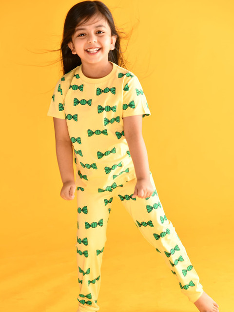 

Anthrilo Girls Yellow & Green Printed Cotton Night suit