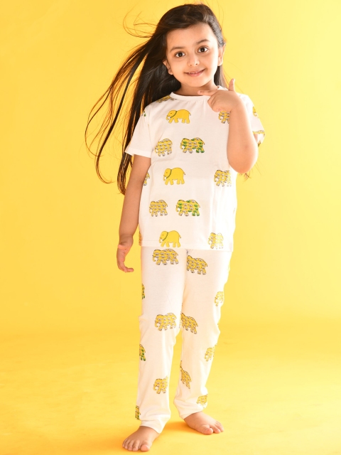 

Anthrilo Girls White & Yellow Graphic Printed Cotton Night suit
