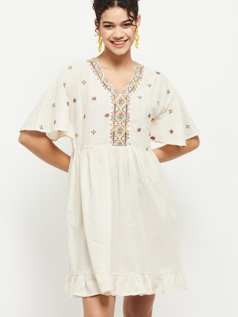 

max Women Nude-Coloured Floral Embroidered Dress
