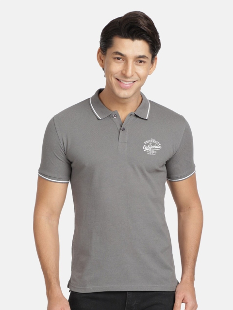 

BLACK RADIO Men Grey Geometric Printed Polo Collar T-shirt