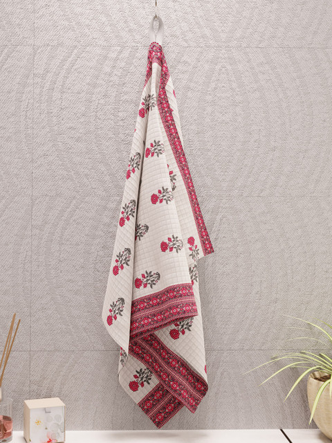 

LA VERNE White & Maroon Hand Block Printed 300 GSM Pure Cotton Jaipuri Bath Towel