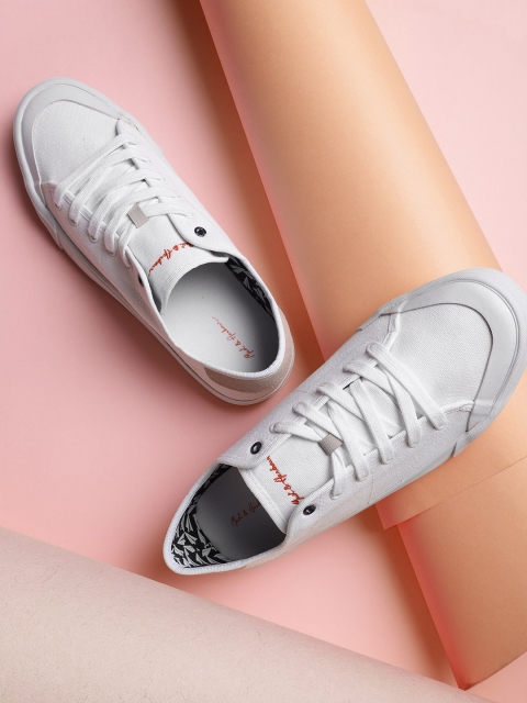 

Mast & Harbour Men White Sneakers