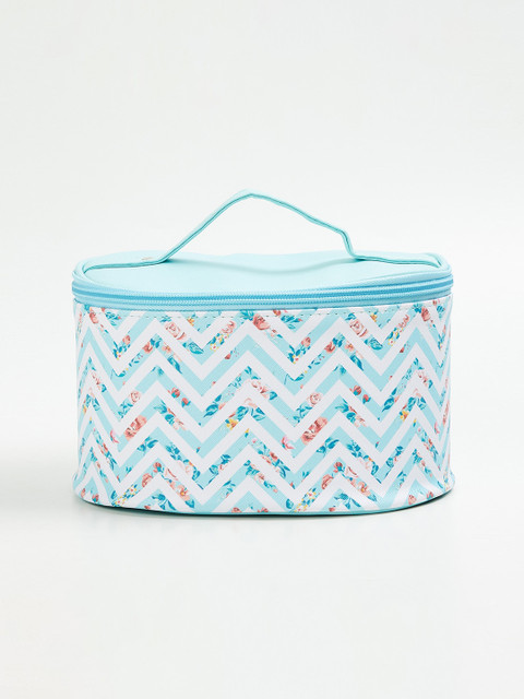 

Ginger by Lifestyle Green & White Printed Travel Pouch