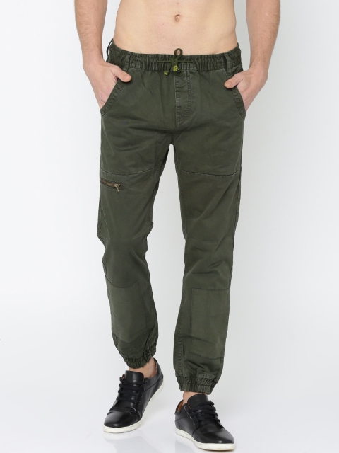 

Roadster Men Olive Green Solid Joggers