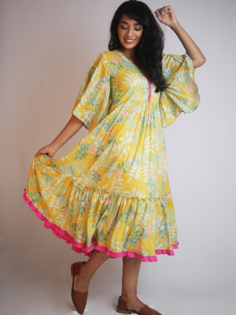 

Threeness Yellow Floral A-Line Midi Dress