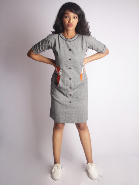 

Threeness Women Grey Handwoven Cotton Applique Sheath Dress