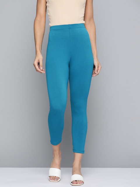 

HERE&NOW Women Teal Blue Three-Fourth Length Solid Leggings