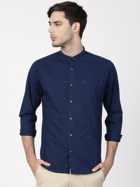 

ether Navy Blue Solid Slim Fit Casual Shirt