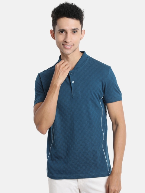 

Campus Sutra Men Teal Checked Polo Collar Regular Fit Outdoor T-shirt