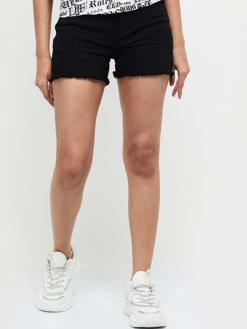 

max Women Black Denim Shorts