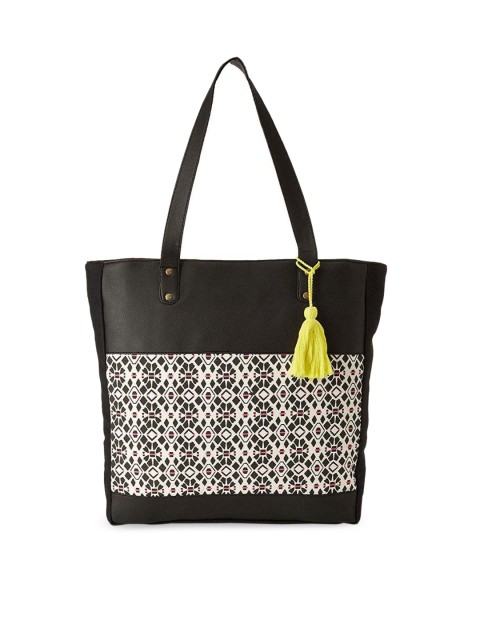 

Kanvas Katha Multicoloured Ethnic Motifs Printed Oversized Structured Shoulder Bag with Tasselled, Multi